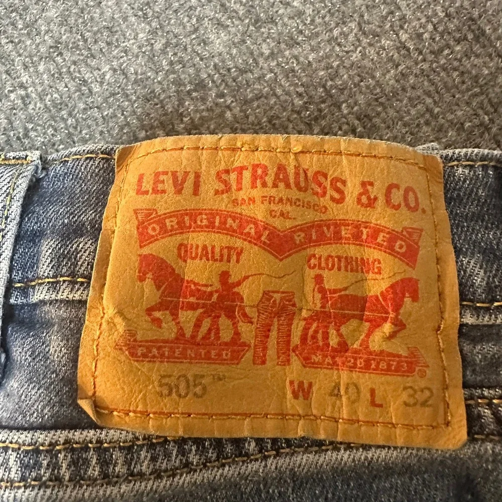 Levis 505‎ Regular Fit Straight Leg Mens Blue Denim Jeans W40 L32 Medium Wash
